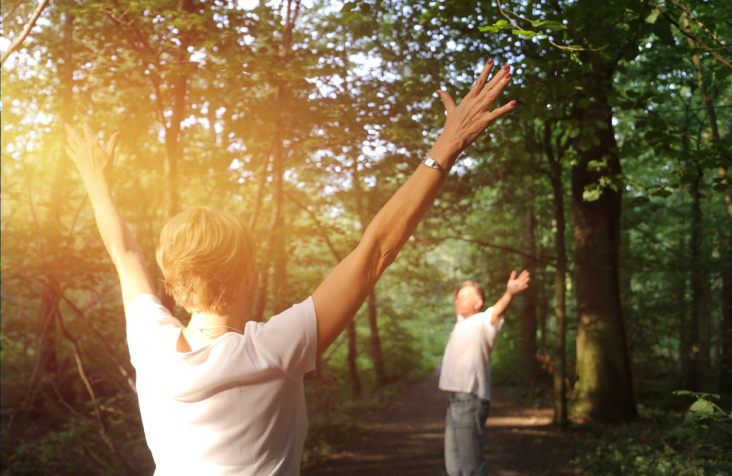 Two people enjoying their time in nature. Naturopath Sunshine Coast. Brsibane Livewell Clinic